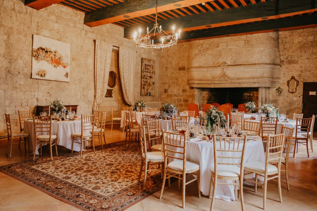 Salle du château de Goudourville