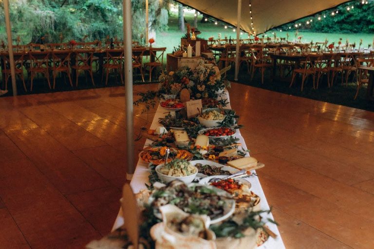 choisir son traiteur mariage buffet